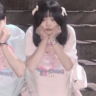  关于生活文案情侣头像图片甜甜蜜蜜