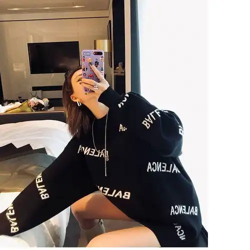  李婉君情侣装毛衣女宽松外穿慵懒风2020春秋新款中长款针织衫外套