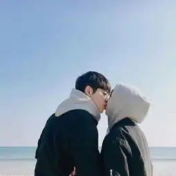  海边唯美情侣头像小清新风格