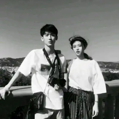  情侣头像黑白高清不带字真人头像黑白一人一张