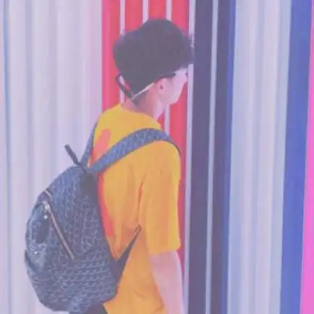  潮流情侣头像两张一对,爱你有多深你最清楚了