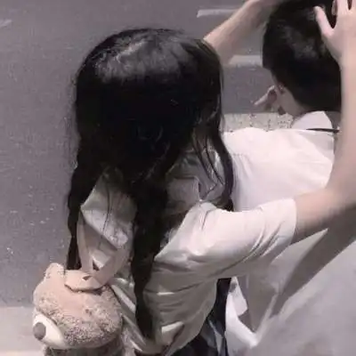  男生别再叫小姐姐了,试试这3昵称,保证让她非你不可