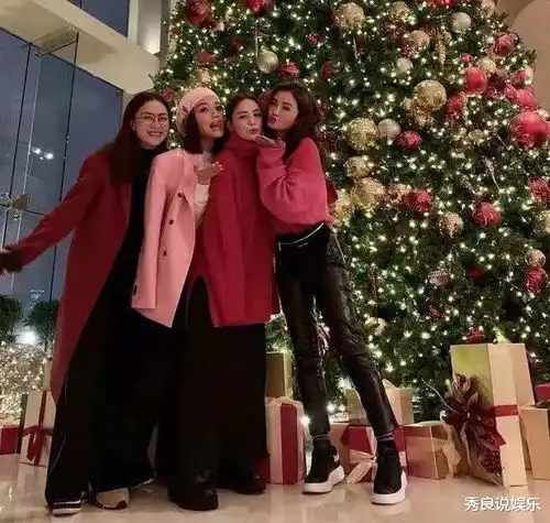  未婚生女自己抚养,不做演员转当经纪人这位姐姐是个狠角色