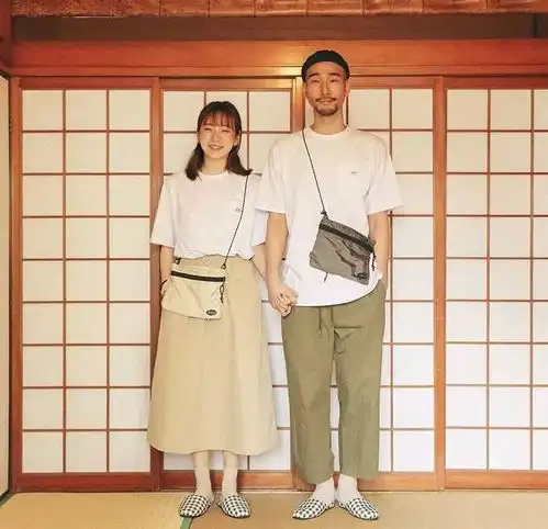  七夕种草指南看完ins上齁甜的情侣装,突然掌握了虐狗的真方法