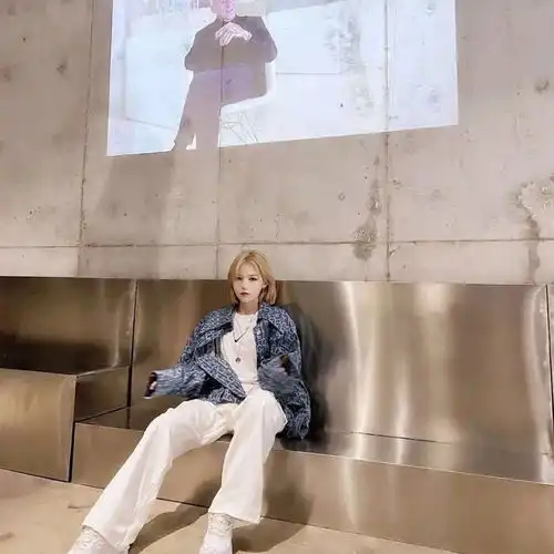  情头情侣头像小情话怎么没人告诉我,喜欢你会上瘾啊