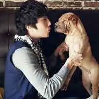  帅气韩国男明星头像微信头像图片大全