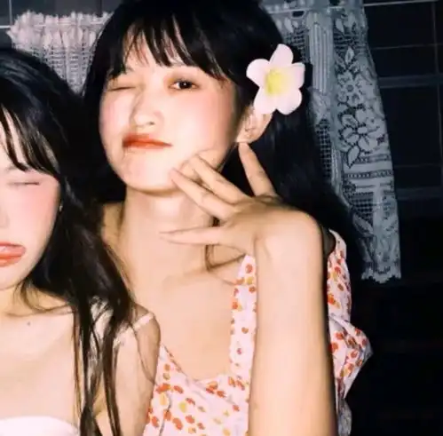  港风闺蜜头像你要避风的话我永远会是你的港