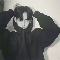  谁有和它相配的情侣头像,,各位大神谁有啊