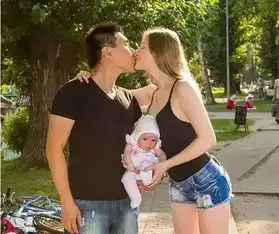  28岁中国穷小伙娶了16岁乌克兰美女,从此走上巅峰