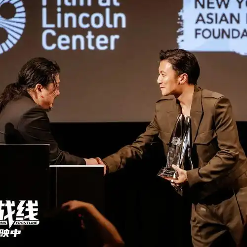  国际上都承认谢霆锋香港电影新一哥的地位,你还不承认