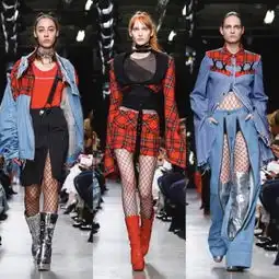  戏味时尚看浪漫醉人之城,尽在2017巴黎秋冬时装周