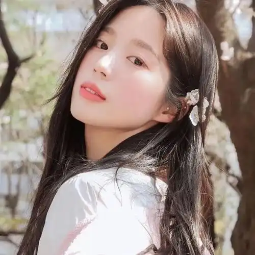  百搭头像第17期有时候我想把世界调成静音这样就没人打扰我了