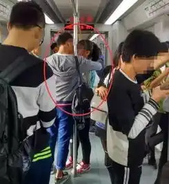  佛山街坊注意千万不要穿裙子开摩托因为...