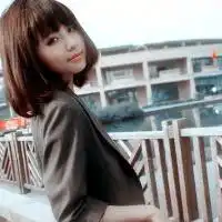  笑着流泪的图片男孩微信头像图片大全