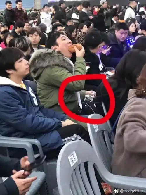  思聪校长8年磨一剑昨日,全世界听到了他们的故事,我们是ig我们是lpl我们是冠军