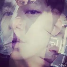  怎么把2张图片p成这样