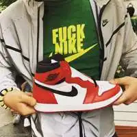  穿耐克的男生头像男神穿耐克黑色背影头像