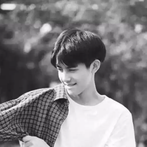  男生头像时间,会留下最真的人