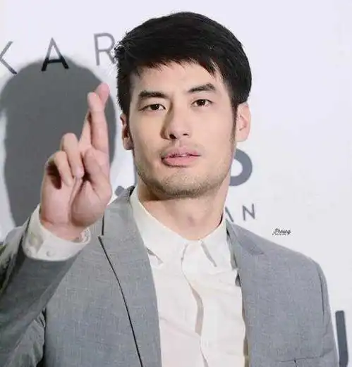  超人气泰剧偶像cp情侣档齐聚泰国mayaawards2020