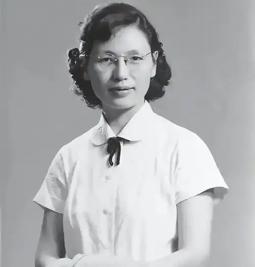  1944年开国上将李天佑见女友家长,不料老丈人是熟人原来是你呀