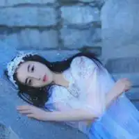 求三人闺密头像一人