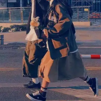  最新唯美复古情侣头像2020你是我世界里美好的梦