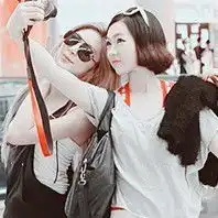 非主流姐妹一对的qq皮肤