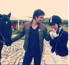  吸血鬼达蒙做客大本营何炅谢娜变疯狂粉丝