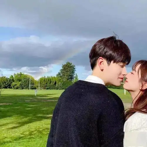  都是爱意满满的情侣头像