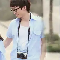  有意境的浪漫qq情侣头像一左一右