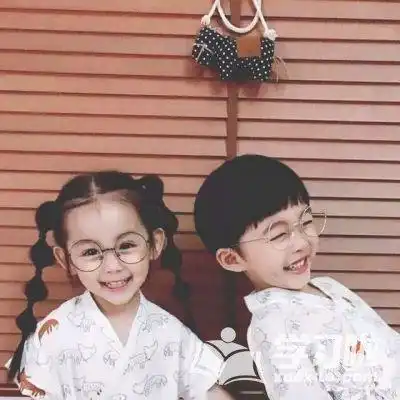  搞笑动图gif笑一笑,十年少