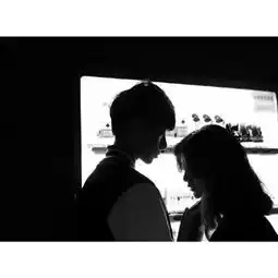  情侣头像有你在身边就很安心