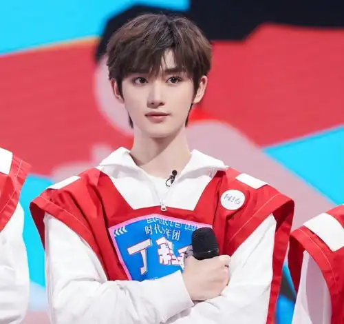  快本被传有望复播,4位原班人马回归,网友星期六更好