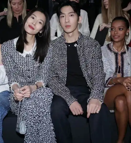  刘雯携绯闻男友出席时装周,奚梦瑶嫁豪门,何穗转行,物是人非井柏然米兰时装周刘雯模特网易订阅