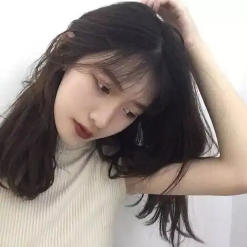  扎心又绝望的句子等你自己熬过了所有的苦,谁给的糖都不要了