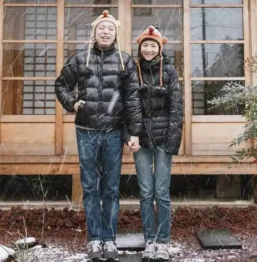  有一种真爱叫做我想和你穿情侣装