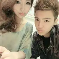  带字的qq情侣头像和你一起或笑或悲伤3