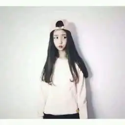  可不可以帮我制作5张闺蜜头像,上面要带有甜萍林婷煜