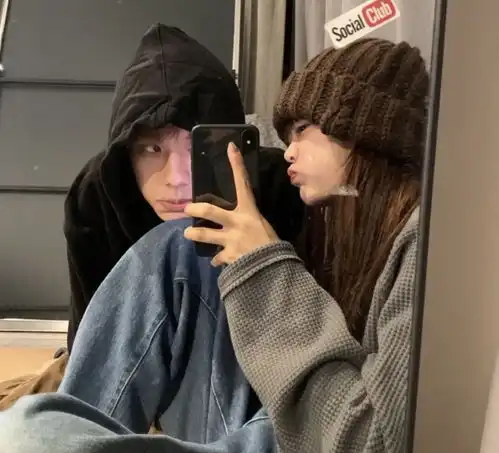  适合跨年的wechat情侣套图