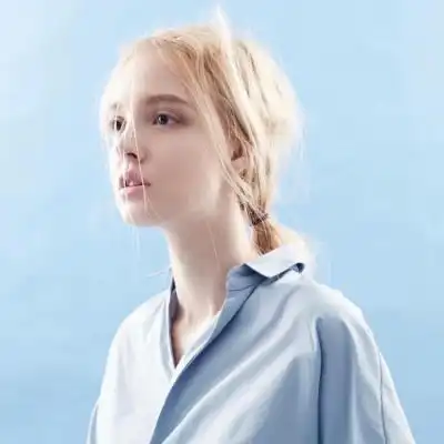  欧美风微信女生头像