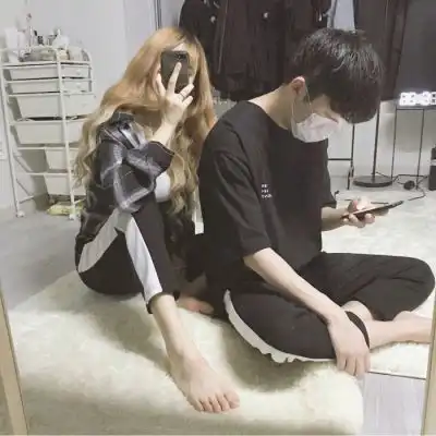  情侣头像一对两张大全微信头像图片大全