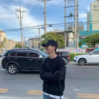  用帅哥头像心情就会好好,能让女生有好感的头像