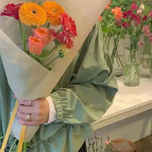  分享温柔又美好的春天文案来啦