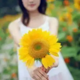  求另一半情侣相片