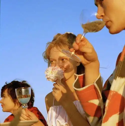  头像背景丨温柔半两从容一生