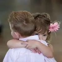  情侣头像小孩子卖萌可爱型两张微信头像图片大全