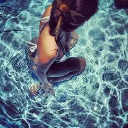  求高清情侣头小孩子的求欧美情侣头像小孩子的也行类似我发的那种吧