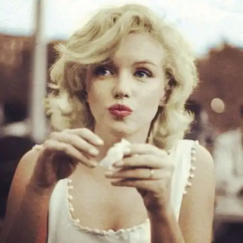  网友评论刘亦菲丑没演技,只能靠情怀和滤镜