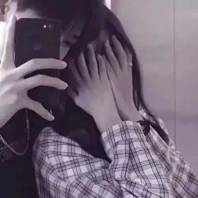  高级情头晚上天天哭感情回回输