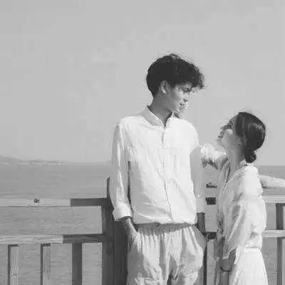  2021情侣黑白头像一男一女深爱无需拿来显摆好好珍惜吧